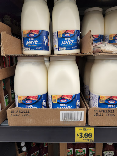 Grocery Store «Grocery Outlet Bargain Market», reviews and photos, 80 E Washington St, Petaluma, CA 94952, USA