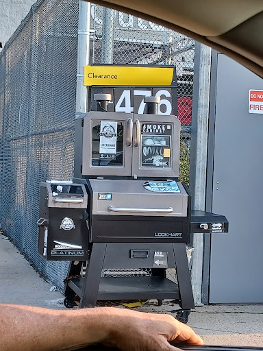 Department Store «Walmart Supercenter», reviews and photos, 500 New Circle Rd, Lexington, KY 40511, USA