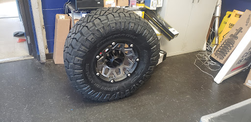 Auto Parts Store «Pep Boys Auto Parts & Service», reviews and photos, 1120 W Patrick St, Frederick, MD 21703, USA