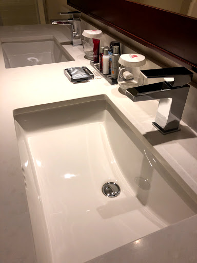 Hotel «Marriott Syracuse Downtown», reviews and photos, 100 E Onondaga St, Syracuse, NY 13202, USA