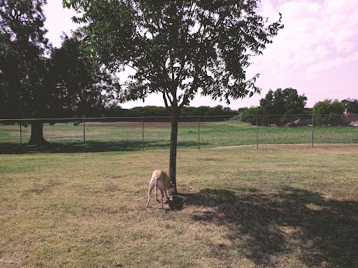 Dog Park «Bedford Bark Park», reviews and photos, 3200 Meadow Park Dr, Bedford, TX 76021, USA
