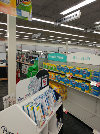 Office Supply Store «Staples», reviews and photos, 11500 Wayzata Blvd, Minnetonka, MN 55305, USA