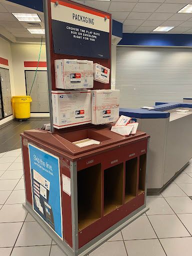 Post Office «United States Postal Service», reviews and photos, 1870 N Corporate Lakes Blvd, Weston, FL 33326, USA