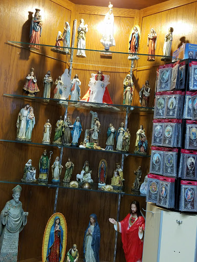 Gift Shop «DeColores Christian Books & Gifts», reviews and photos, 34 N Broadway, Salem, NH 03079, USA