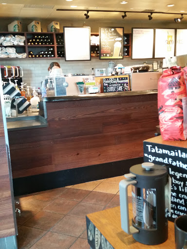 Coffee Shop «Starbucks», reviews and photos, 796 5th Ave S, Naples, FL 34102, USA