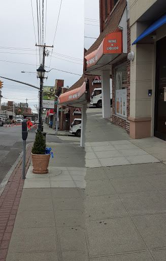 Wine Store «Wine and Liquors», reviews and photos, 196 Rockaway Ave, Valley Stream, NY 11580, USA