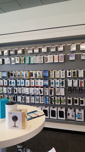 Cell Phone Store «AT&T», reviews and photos, 2095 Springwood Rd, York, PA 17403, USA