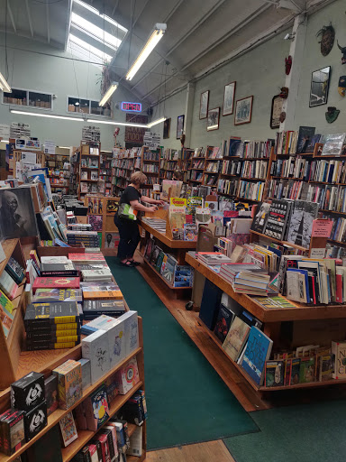 Book Store «Walden Pond Bookstore», reviews and photos, 3316 Grand Ave, Oakland, CA 94610, USA