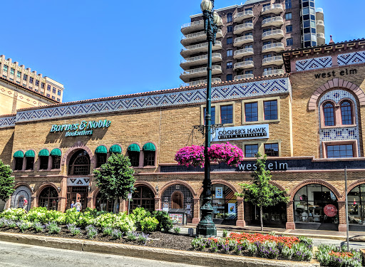 Furniture Store «west elm», reviews and photos, 400 W 47th St, Kansas City, MO 64112, USA