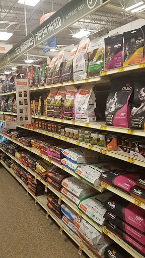 Pet Supply Store «PetSmart», reviews and photos, 3750 W Market St, Fairlawn, OH 44333, USA