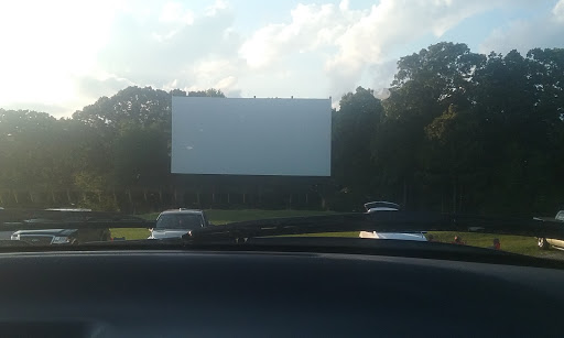 Drive-in Movie Theater «Birdsong Drive-In Theater», reviews and photos, 907 Shiloh Church Rd, Camden, TN 38320, USA