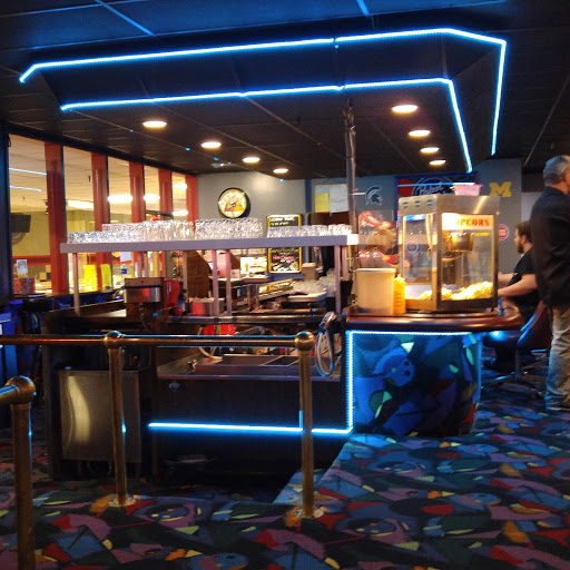 Bowling Alley «Country Lanes», reviews and photos, 30250 W Nine Mile Rd, Farmington Hills, MI 48336, USA