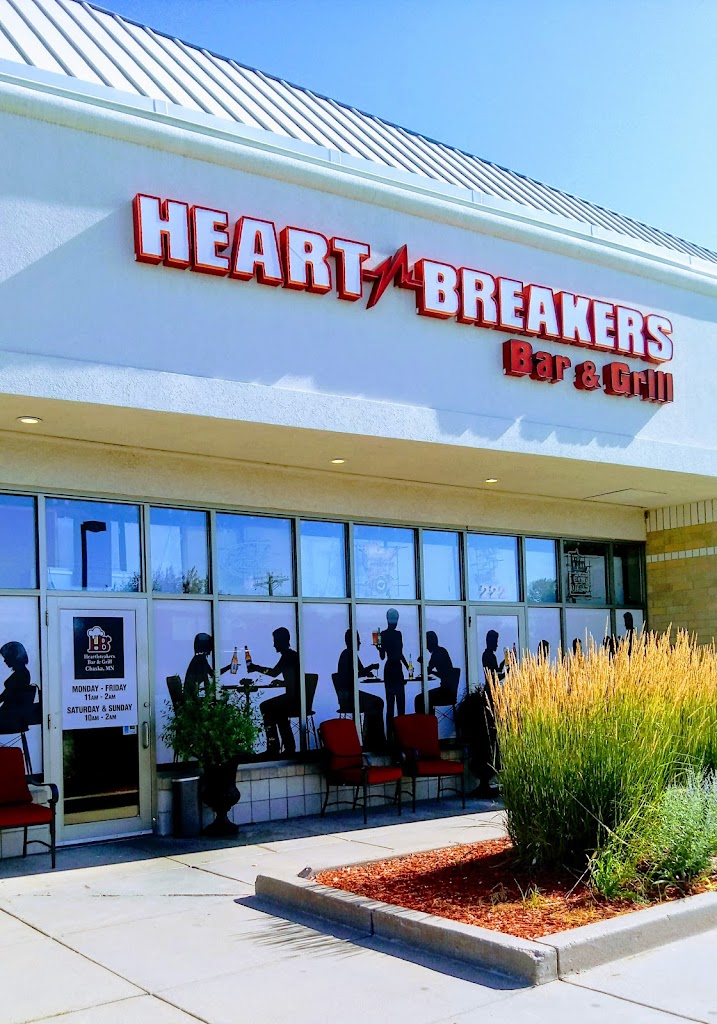 Heartbreakers Bar & Grill 55318