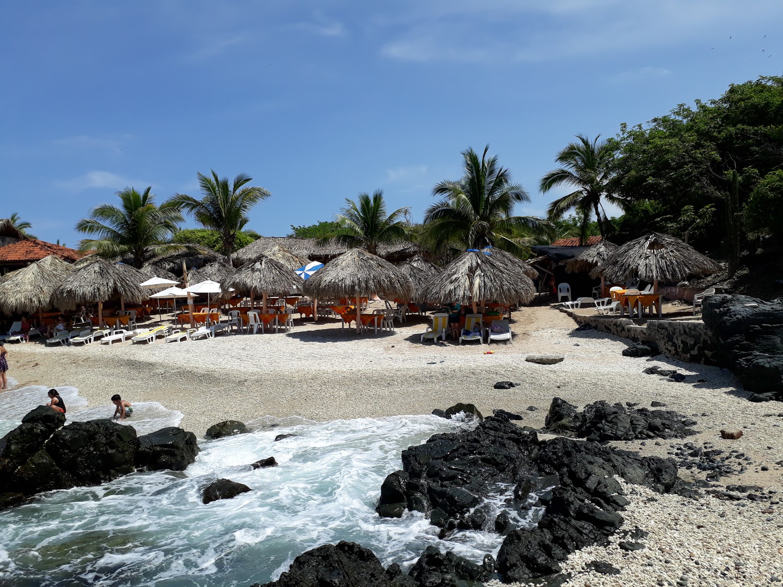 Fotografie cu Playa Coral cu golful spațios