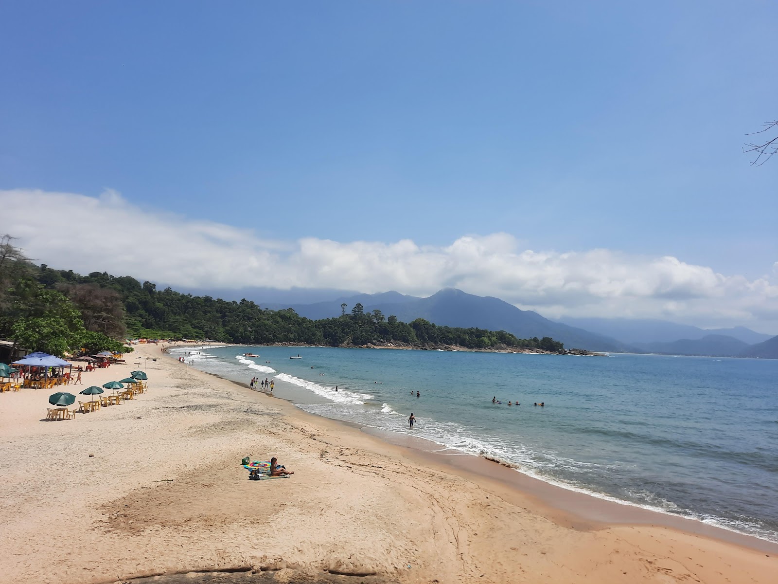 Fotografie cu Praia da Cacandoca - locul popular printre cunoscătorii de relaxare