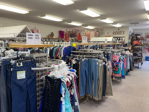Boutique «Bearly Used Boutique», reviews and photos, 350 W Main St, Mount Joy, PA 17552, USA