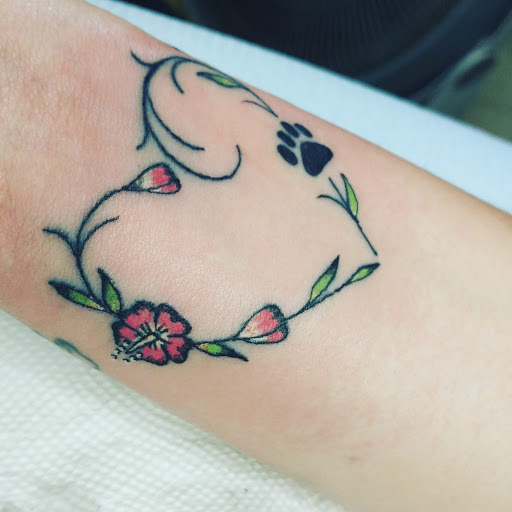 Explore color tattoo ideas, creative tattoo ideas in Carbondale, available at MsCandyTattoo