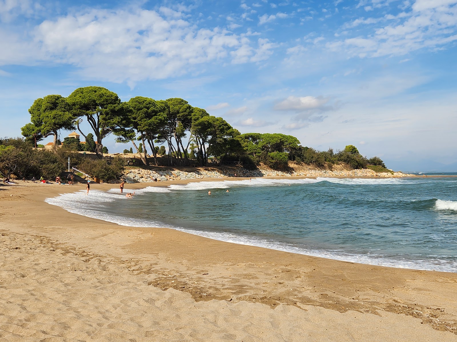 Foto di Spiaggia di Portitxol con una superficie del sabbia luminosa