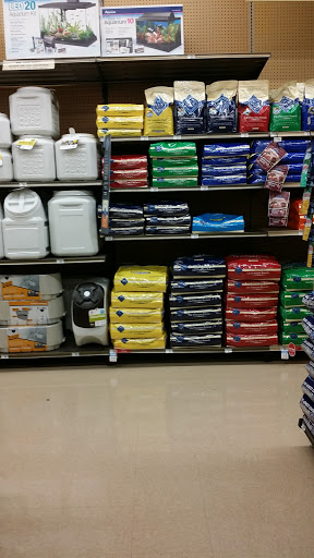 Pet Supply Store «Petco Animal Supplies», reviews and photos, 1350 S Ironton St #120, Aurora, CO 80012, USA