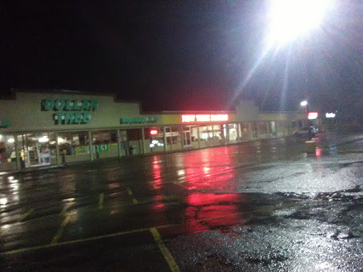 Shopping Mall «Kings Circle Shopping Center», reviews and photos, 1965 NW Kings Blvd, Corvallis, OR 97330, USA