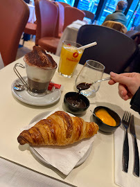 Plats et boissons du Restaurant Le Mac-Mahon cafe à Paris - n°1