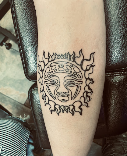 Explore simple leg tattoo ideas, creative tattoo ideas in Kansas City, available at Divine Tattoo Parlor