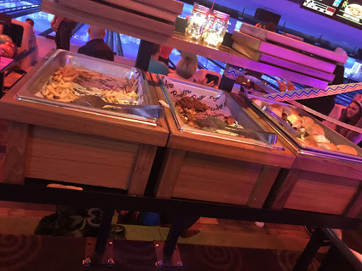 Bowling Alley «Bowlero Queens», reviews and photos, 69-10 34th Ave, Woodside, NY 11377, USA