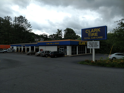 Tire Shop «Mr Tire Auto Service Centers», reviews and photos, 1034 N Main St, Waynesville, NC 28786, USA