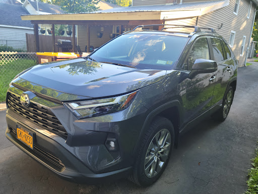 Toyota Dealer «New Country Toyota of Saratoga Springs», reviews and photos, 3002 NY-50, Saratoga Springs, NY 12866, USA