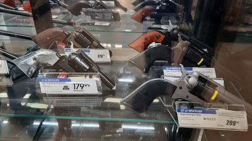 Sporting Goods Store «Academy Sports + Outdoors», reviews and photos, 7171 N Davis Hwy, Pensacola, FL 32504, USA