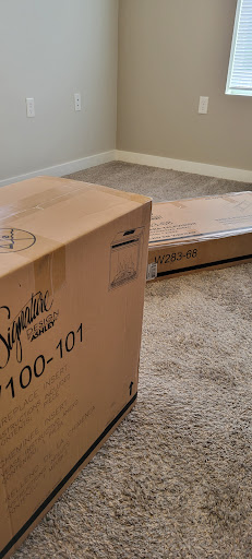 Furniture Store «Ashley Furniture HomeStore», reviews and photos, 2028 N Tomahawk Island Dr, Portland, OR 97217, USA