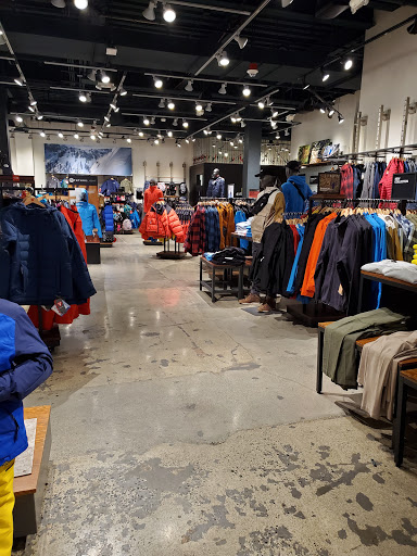 Clothing Store «The North Face», reviews and photos, 1001 Bellevue Way NE, Bellevue, WA 98004, USA