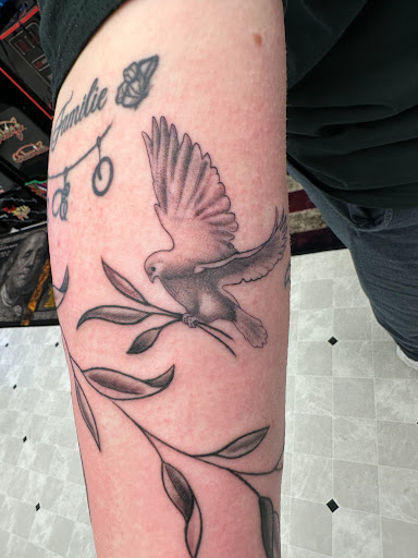 Explore frank ocean tattoo ideas, creative tattoo ideas in Orland, available at K1LL3R ARTW0RK