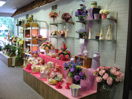 Florist «Dick Adgate Florist», reviews and photos, 2300 Elm Rd NE, Warren, OH 44483, USA