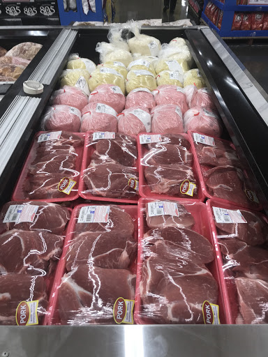 Grocery Store «Superior Grocers», reviews and photos, 1375 N Citrus Ave, Covina, CA 91722, USA