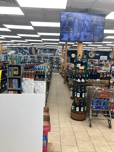 Liquor Store «Arcadia Foremost Liquors», reviews and photos, 3301 W North Ave, Chicago, IL 60647, USA