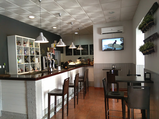 Información y opiniones sobre Bar "LA ESCALERITA DE ANA" de Trebujena