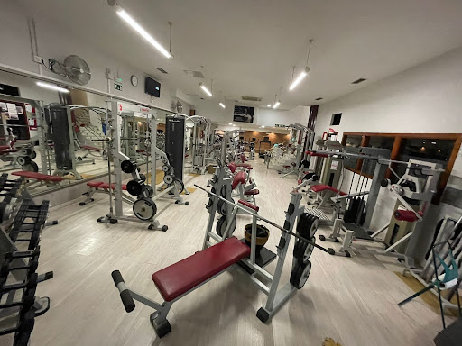 Gimnasio Athlon Fitness ,Clases Dirigidas y Artes Marciales Viladecans en Viladecans, Barcelona