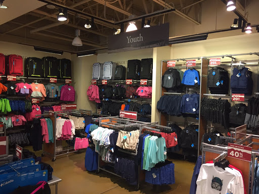 Sportswear Store «Columbia Sportswear Outlet Store at Houston Premium Outlets», reviews and photos, 29300 Hempstead Rd, Cypress, TX 77433, USA