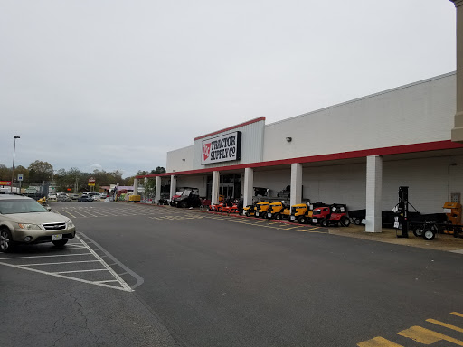 Home Improvement Store «Tractor Supply Co.», reviews and photos, 195 Water St a, Savannah, TN 38372, USA
