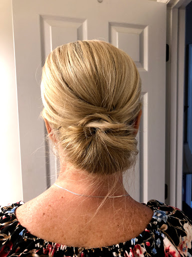 Hair Salon «Lakeview Hair Salon», reviews and photos, 11106 Veterans Memorial Pkwy, Lake St Louis, MO 63367, USA