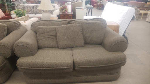 Thrift Store «The Salvation Army Family Store & Donation Center», reviews and photos, 51200 Van Dyke, Shelby Charter Township, MI 48316, USA