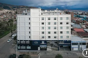 Hotel Unu image