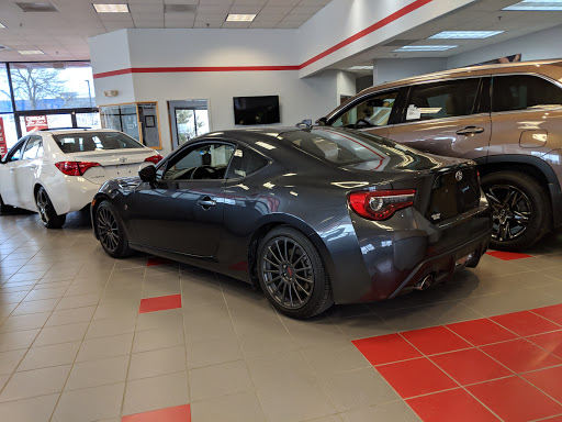 Toyota Dealer «White River Toyota», reviews and photos, 303 Sykes Mountain Ave, White River Junction, VT 05001, USA