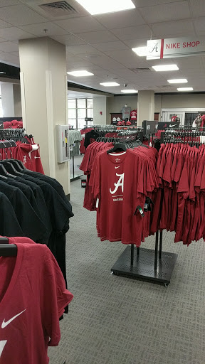 Book Store «University of Alabama Supply Store», reviews and photos, 751 Campus Dr W, Tuscaloosa, AL 35401, USA