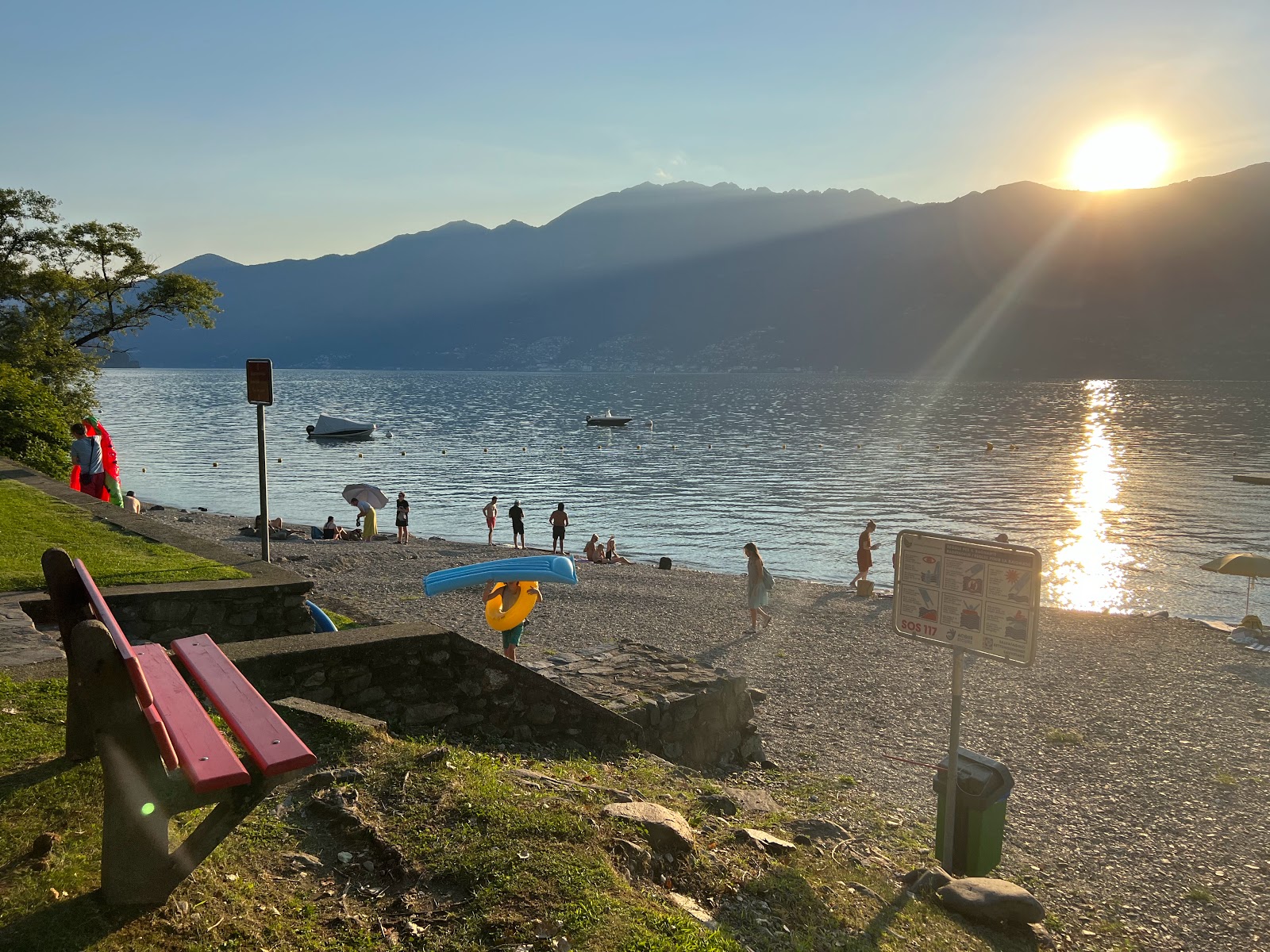 Photo of Bagno Spiaggia di Gerra Gambarogno amenities area