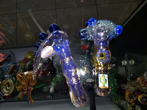 Herb Shop «Traders Smoke Shop», reviews and photos, 14880 N Northsight Blvd #104, Scottsdale, AZ 85260, USA