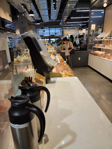 Korean Grocery Store «H Mart», reviews and photos, 260 Bergen Turnpike, Little Ferry, NJ 07643, USA