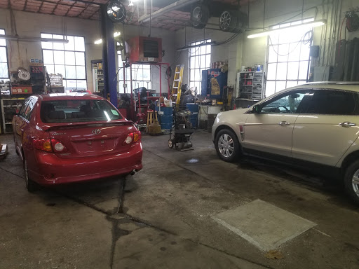 Used Car Dealer «Oakland Auto Sales», reviews and photos, 214 Tremont St, Taunton, MA 02780, USA