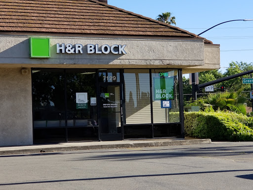 H&R Block image